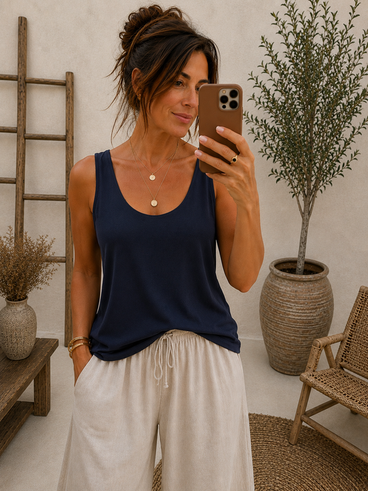 SCOOP NECK VEST