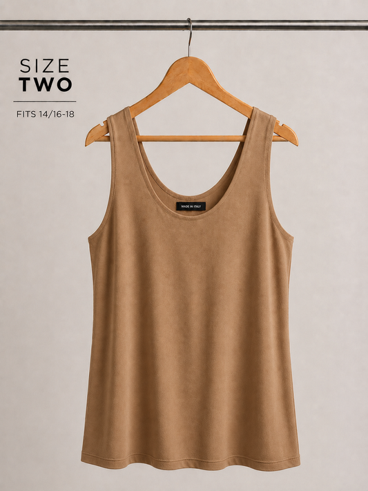 SCOOP NECK VEST