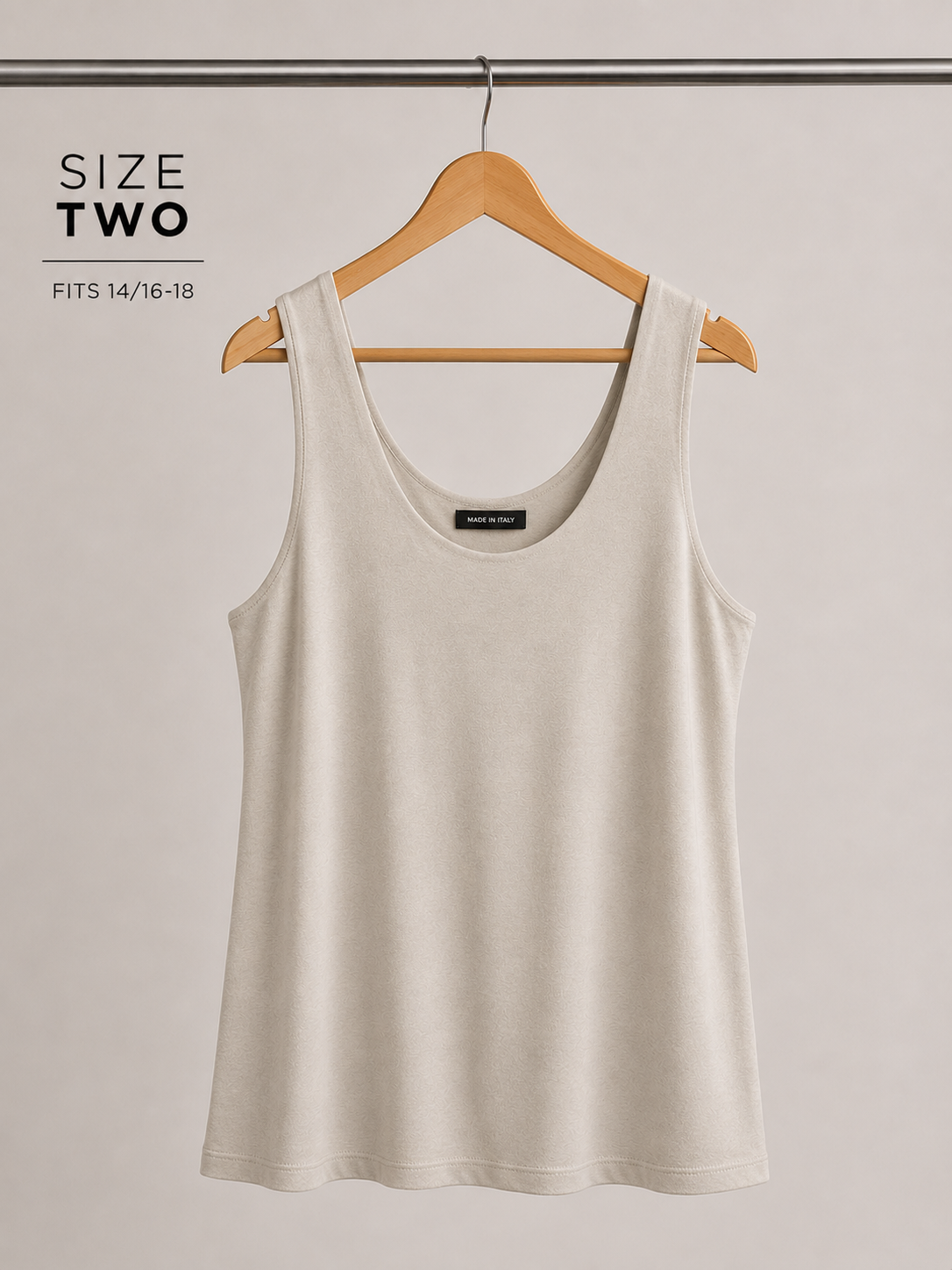 SCOOP NECK VEST