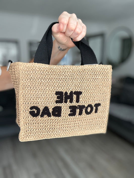 THE SUMMER TOTE