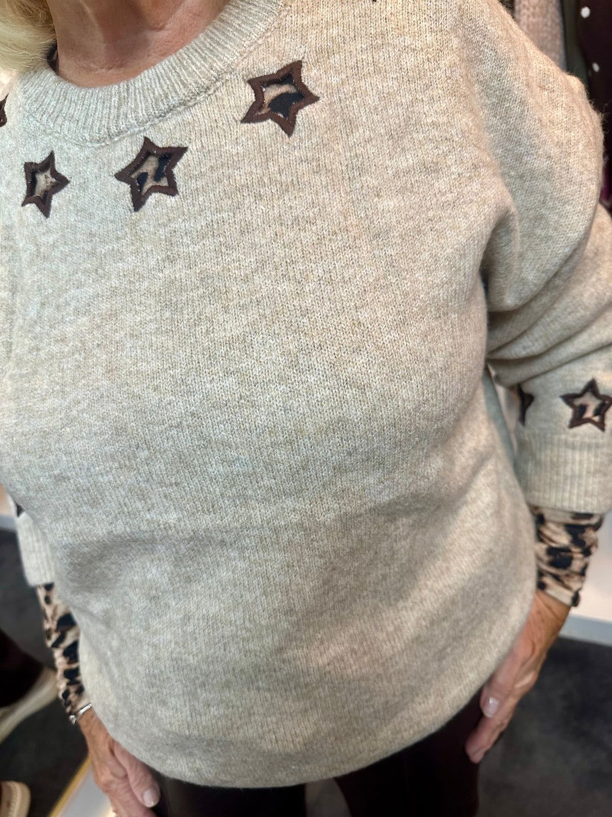 STARRY EYES