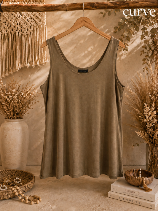 SCOOP NECK VEST CURVE